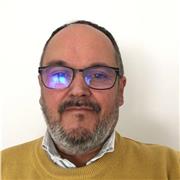 Profesor titulado con más de 20 de experiencia imparto clases online y presenciales.